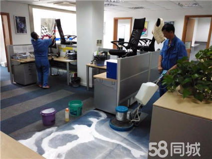 全方位服務(wù)解決方案 工廠保潔、專業(yè)維修與信息咨詢
